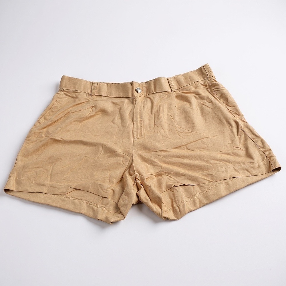 Torrid Tan Women's Shorts - Picture 2 of 3